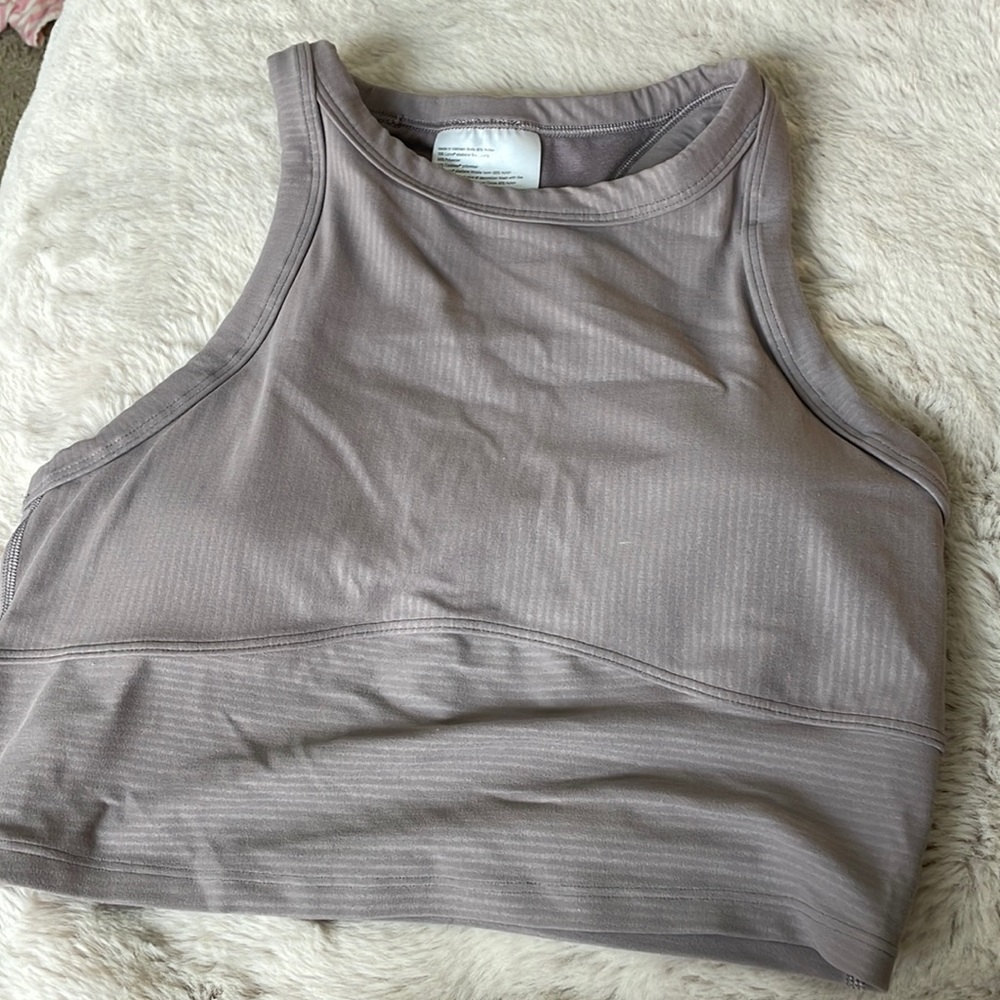 Lululemon purple crop top